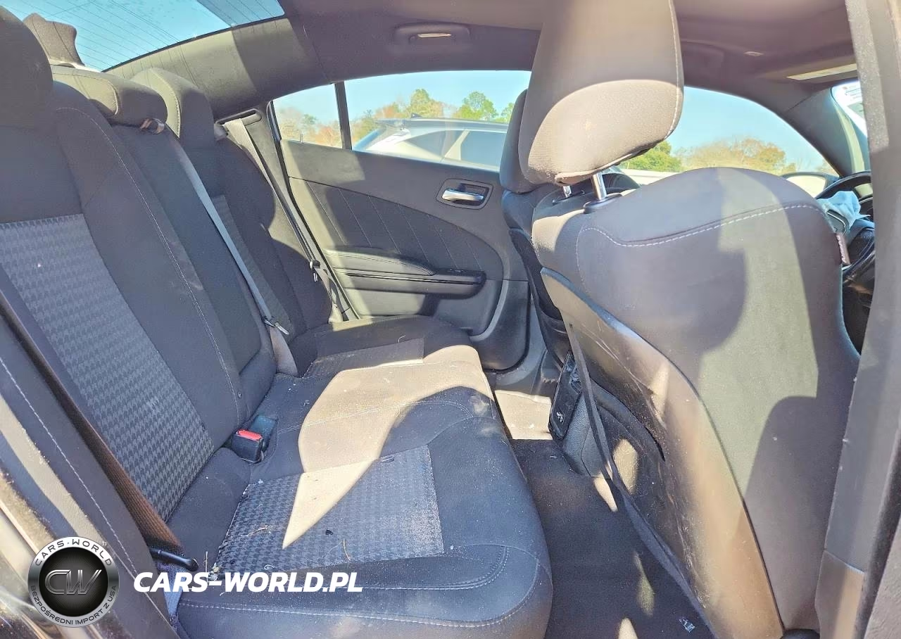 2019 Dodge Charger R-T VIN:2C3CDXCT2KH633103 - 10