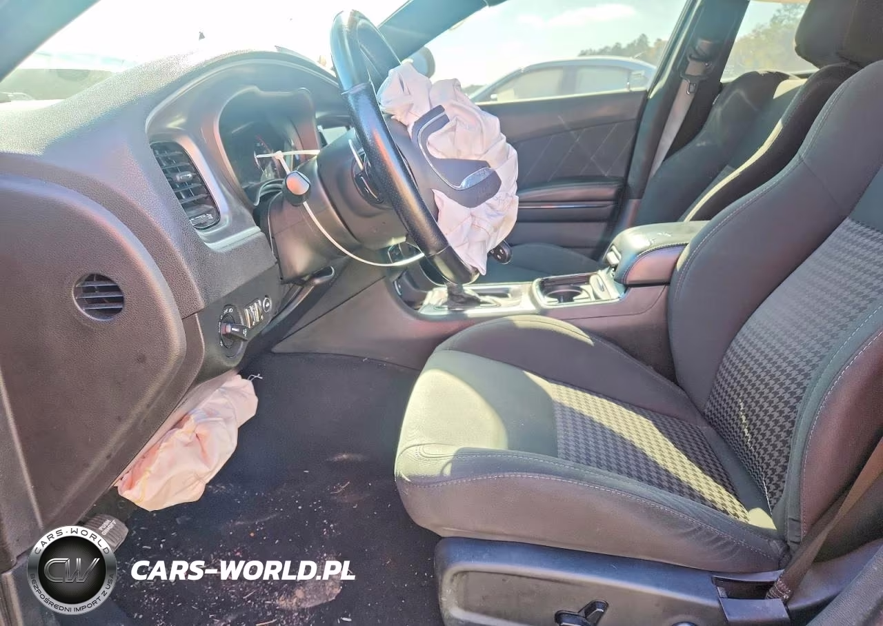 2019 Dodge Charger R-T VIN:2C3CDXCT2KH633103 - 7