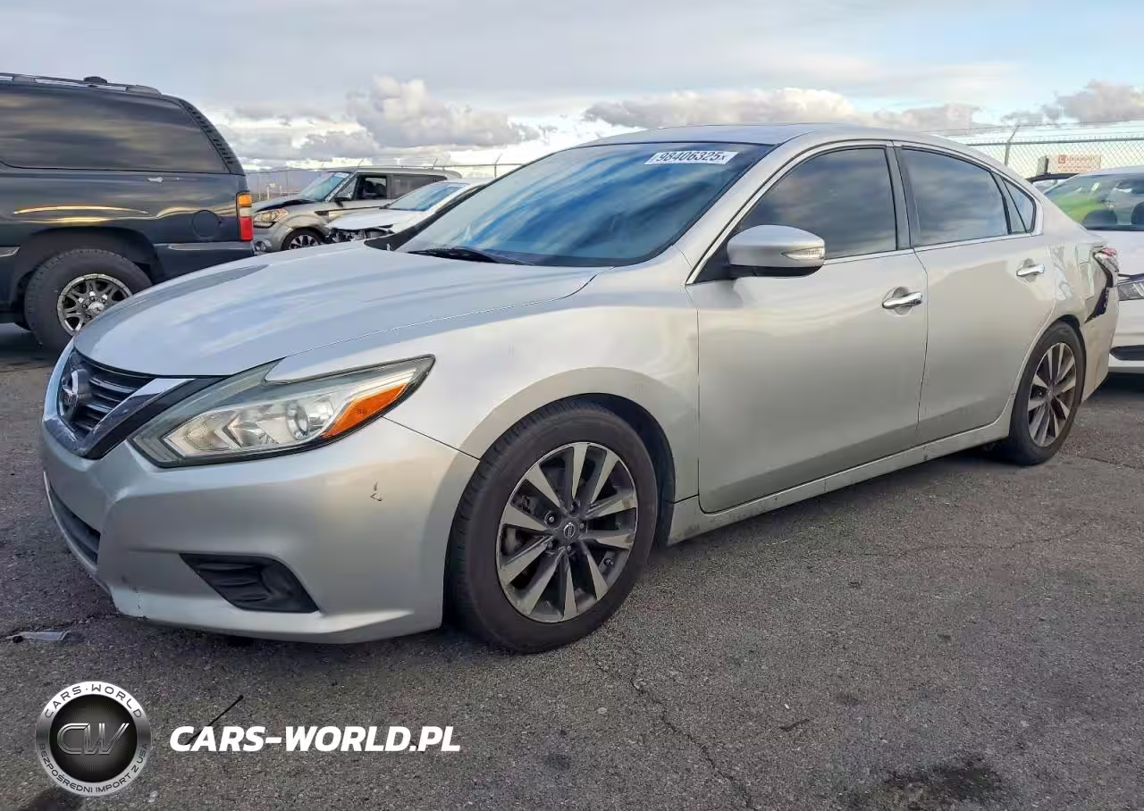 2017 Niss Altima