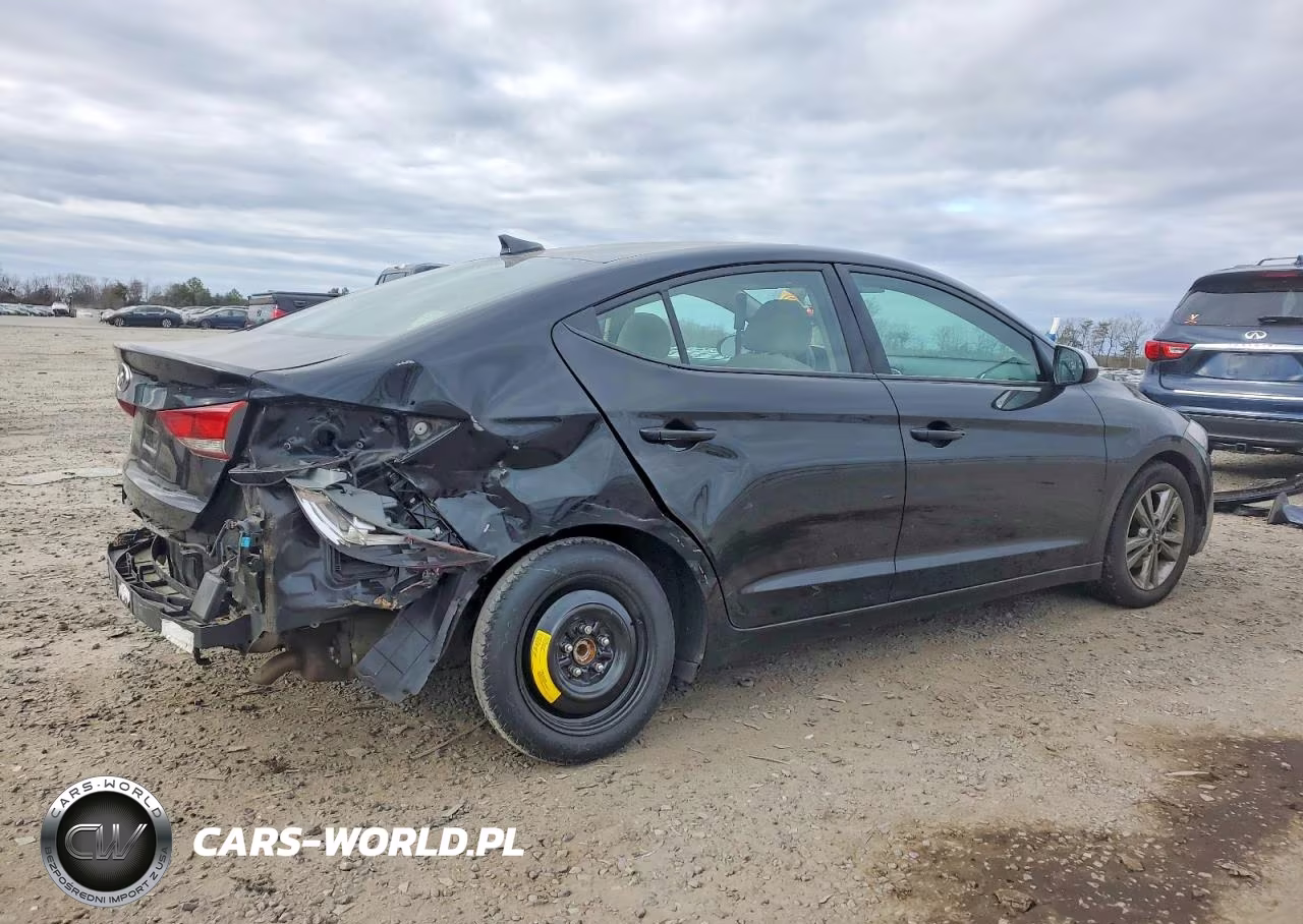 2018 Hyundai Elantra Sel VIN:5NPD84LF5JH345000 - 3