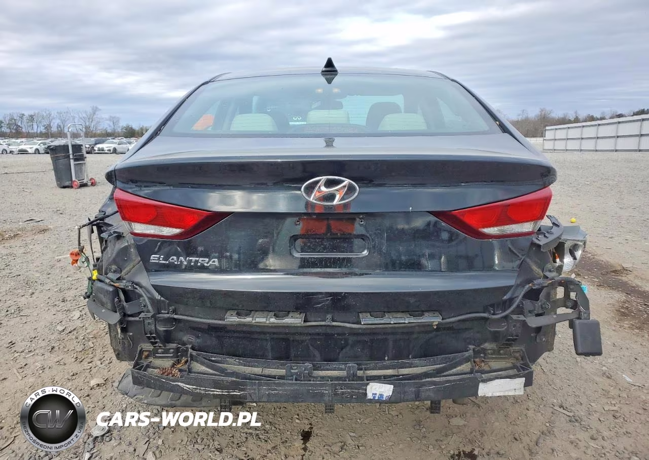 2018 Hyundai Elantra Sel VIN:5NPD84LF5JH345000 - 6