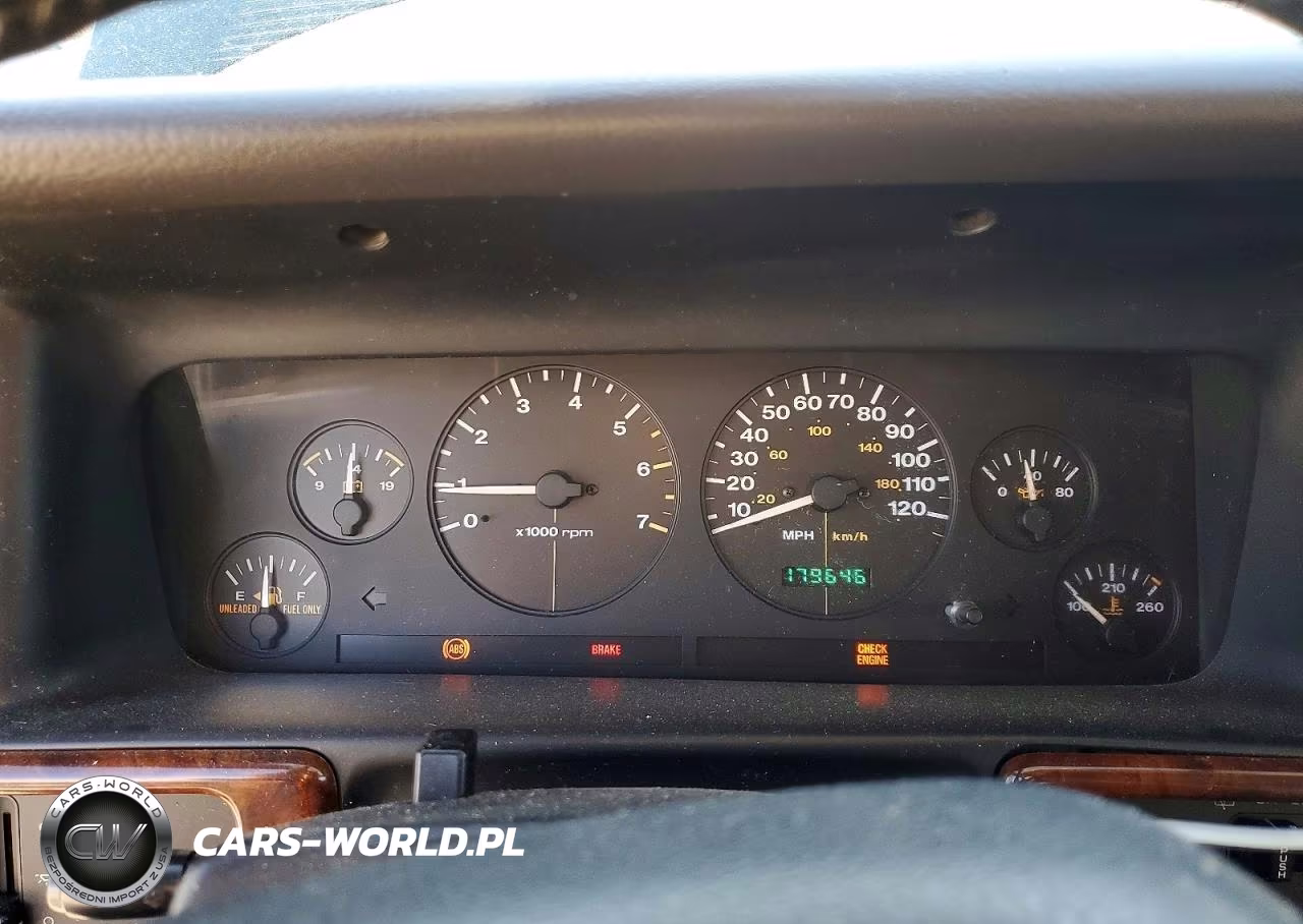 1998 Jeep Grand Cherokee Laredo VIN:1J4GZ58S0WC303207 - 9