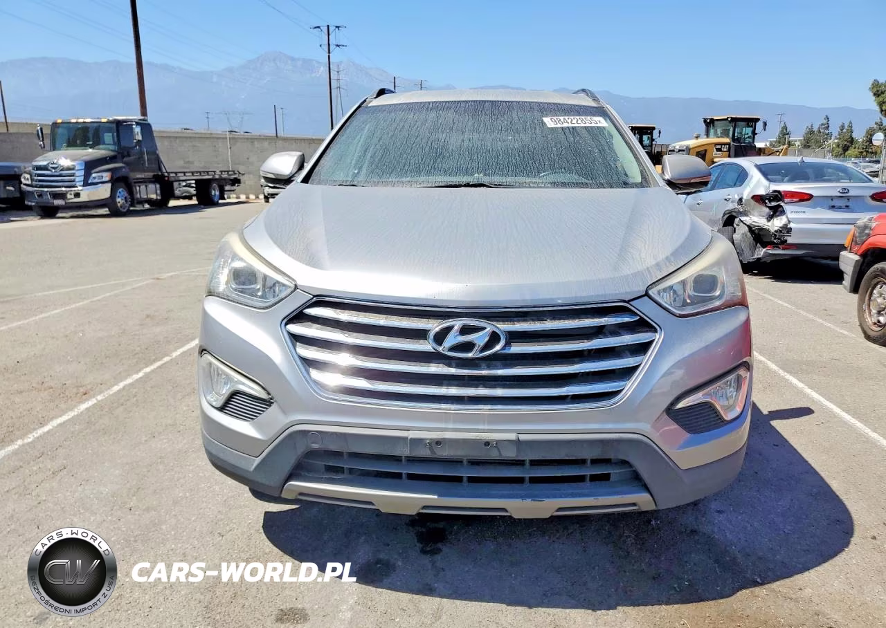 2013 Hyundai Santa Fe VIN:KM8SN4HF6DU001562 - 5