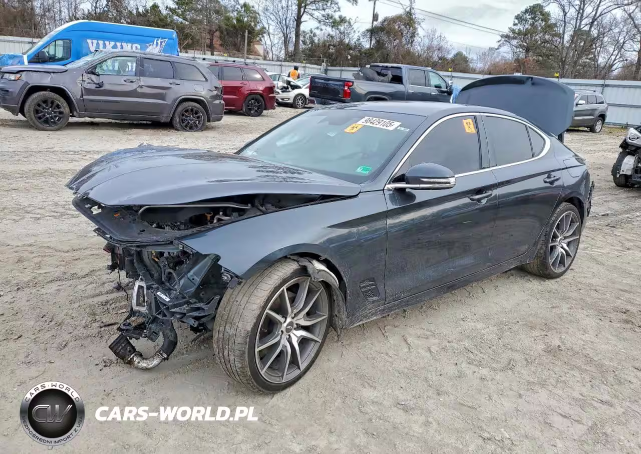2023 Genesis G70 Base