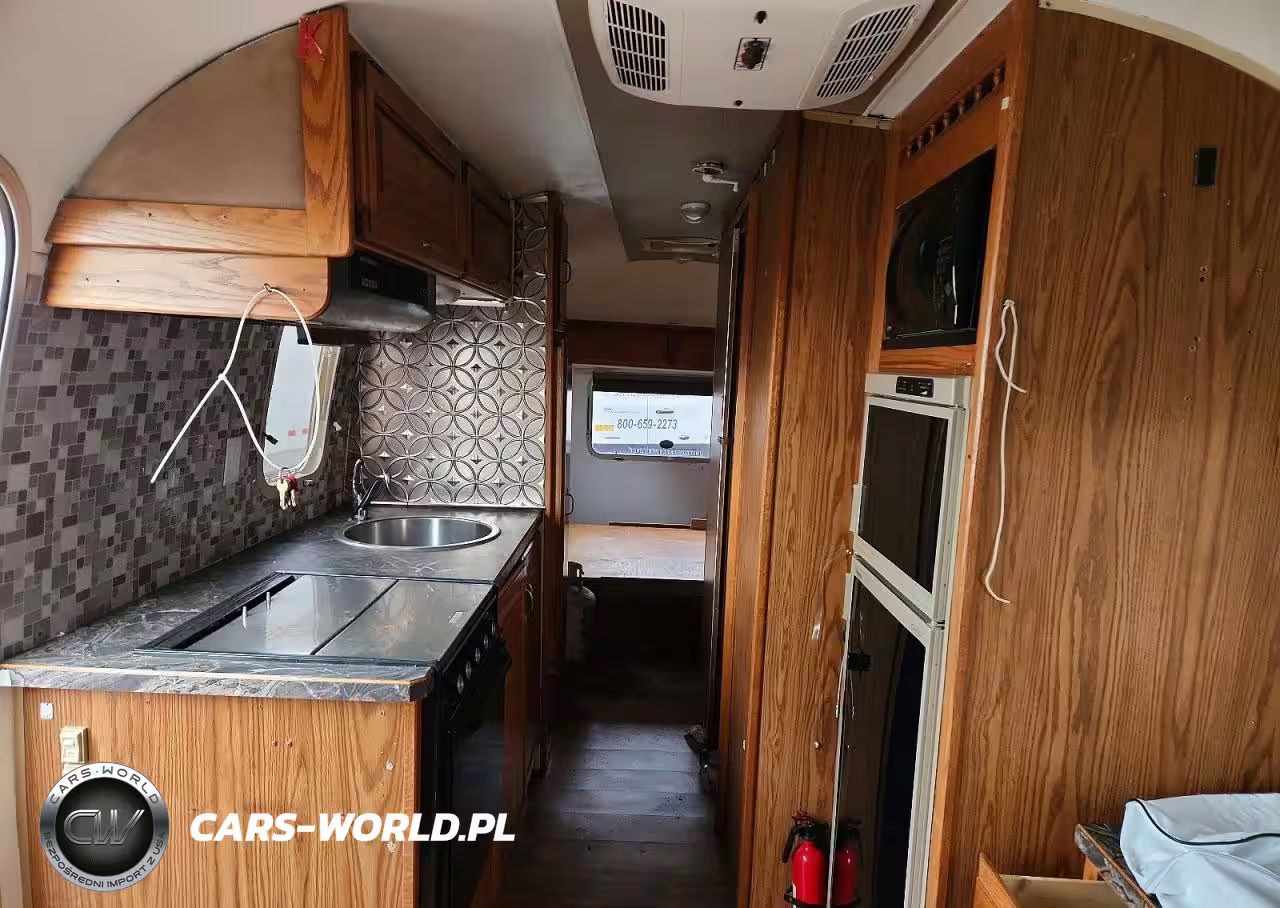 1989 Airstream Excella Camper VIN:1STGEAJ2XKJ506780 - 6