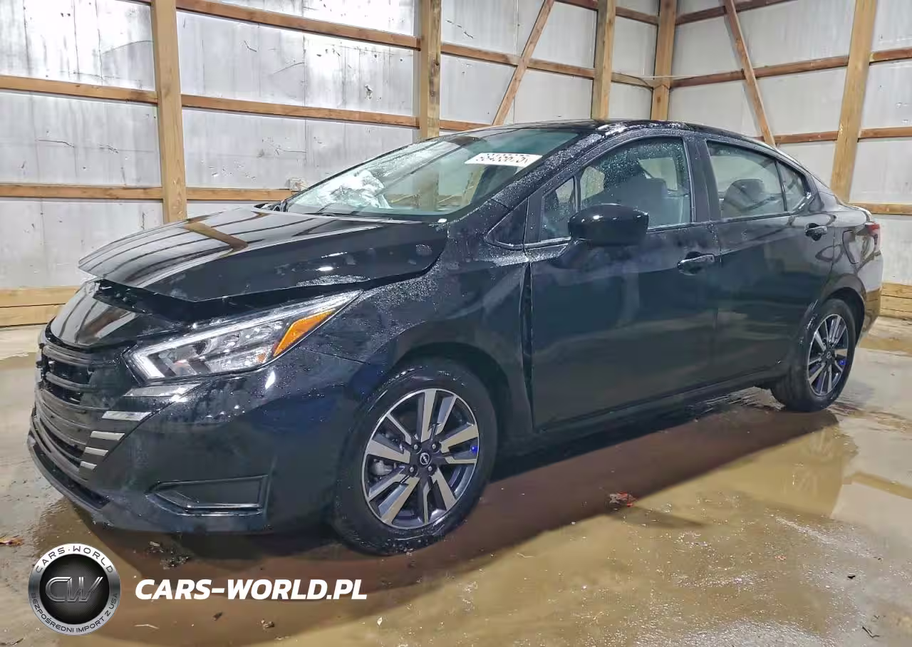 2025 Nissan Versa Sv