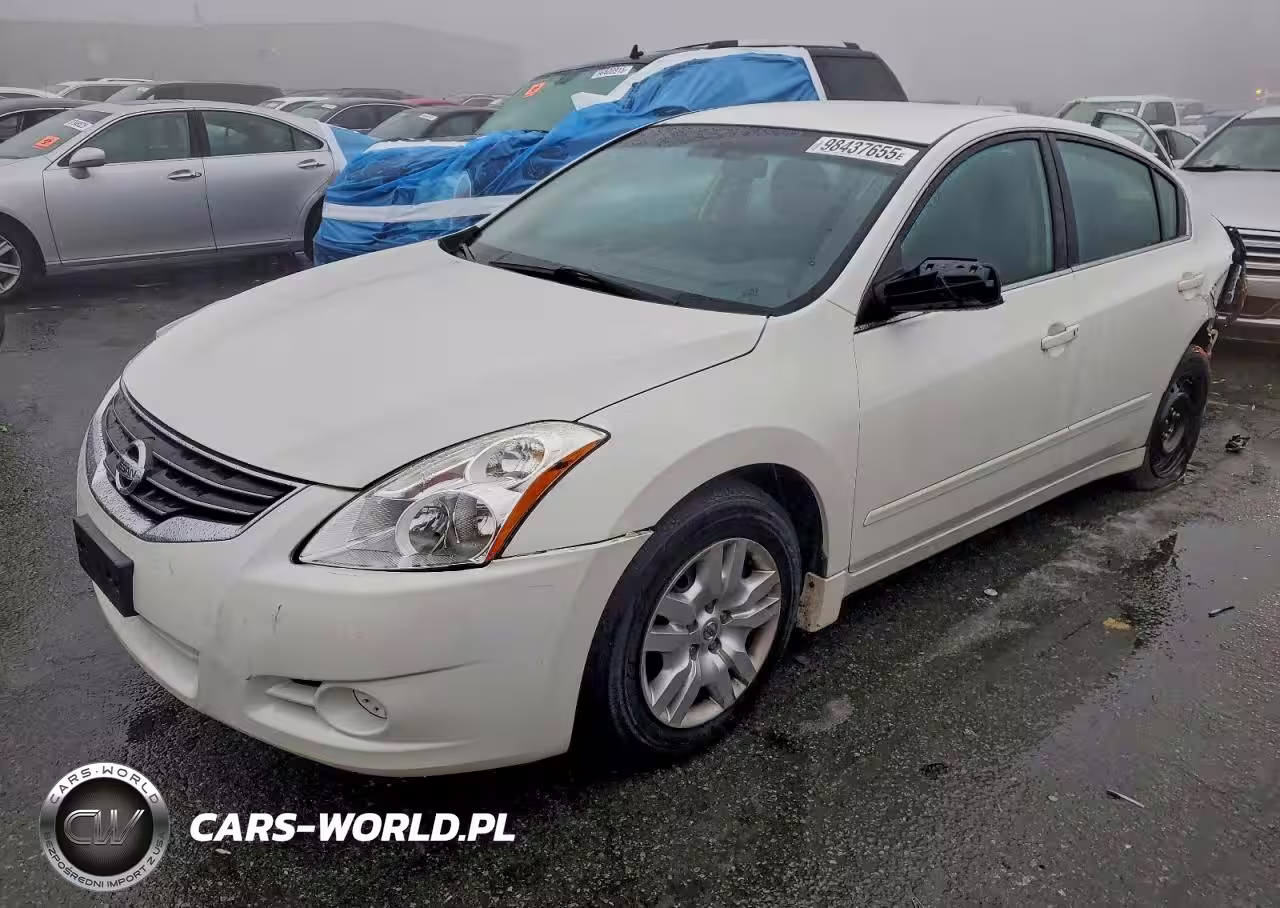 2012 Nissan Altima Base
