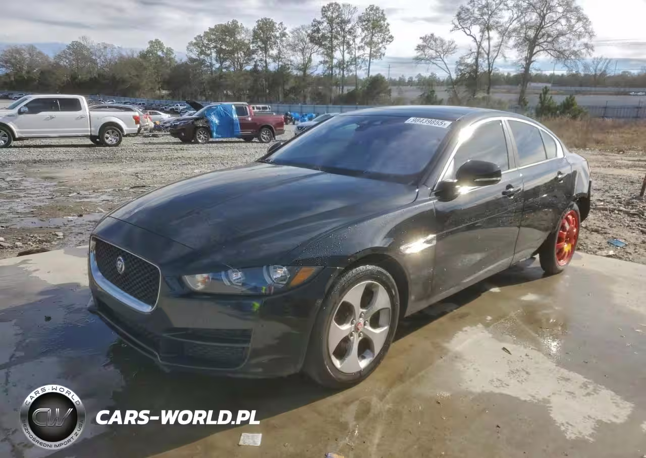 2018 Jaguar Xe