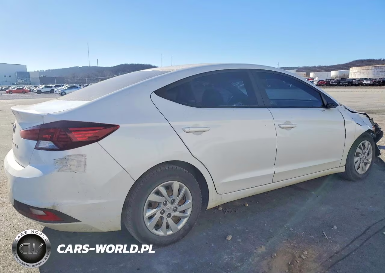 2019 Hyundai Elantra Se VIN:5NPD74LF0KH485122 - 3