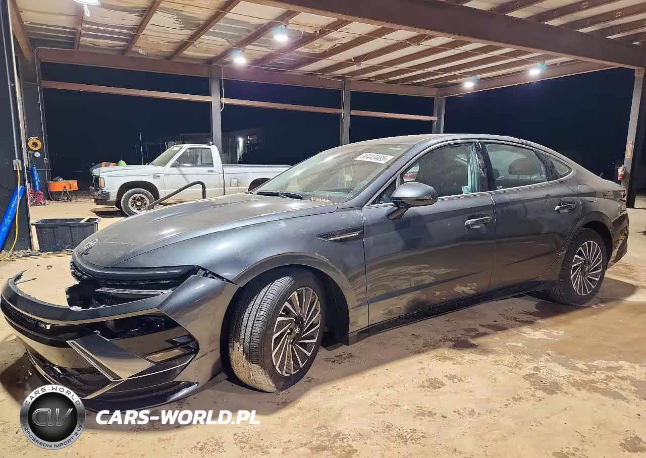 2025 Hyundai Sonata Hybrid