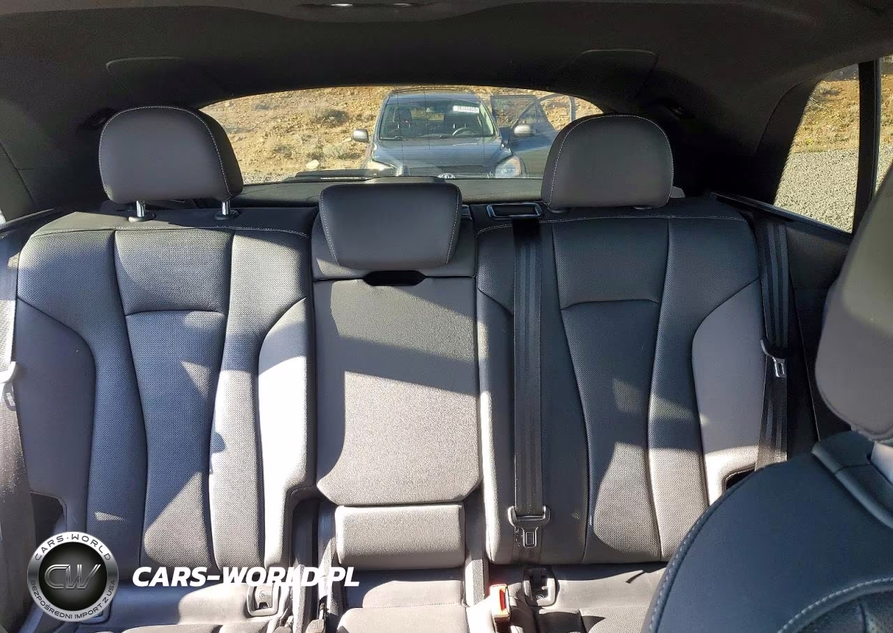 2019 Audi Q8 Premium Plus S-Line VIN:WA1EVAF15KD026077 - 10