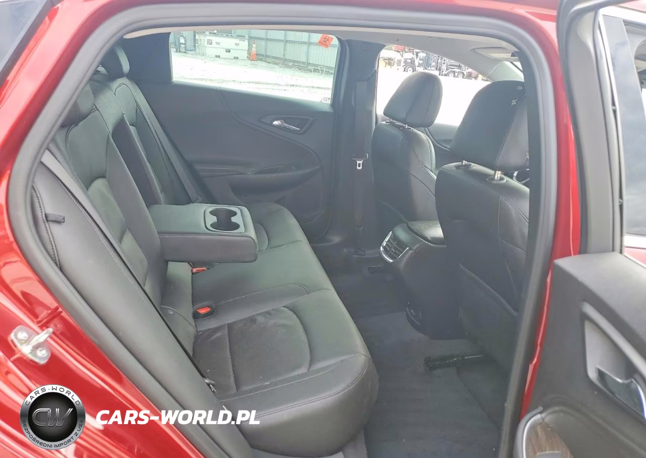 2023 Chevrolet Malibu Premier VIN:1G1ZE5ST8PF136941 - 10