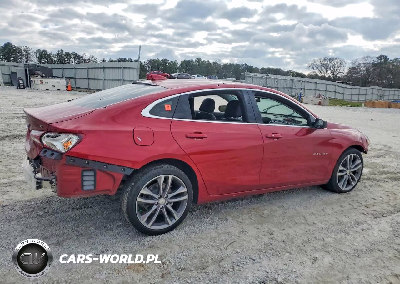 2023 Chevrolet Malibu Premier VIN:1G1ZE5ST8PF136941 - 3
