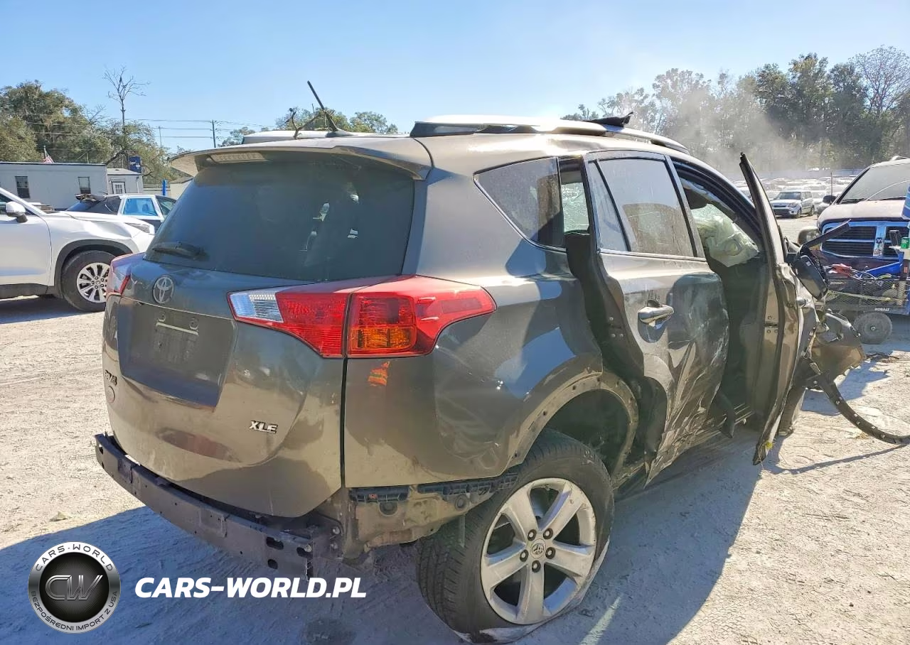 2014 Toyota Rav4 Xle VIN:2T3WFREV9EW128189 - 3