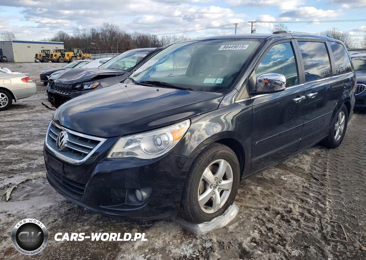 2012 Volkswagen Routan Sel Premium
