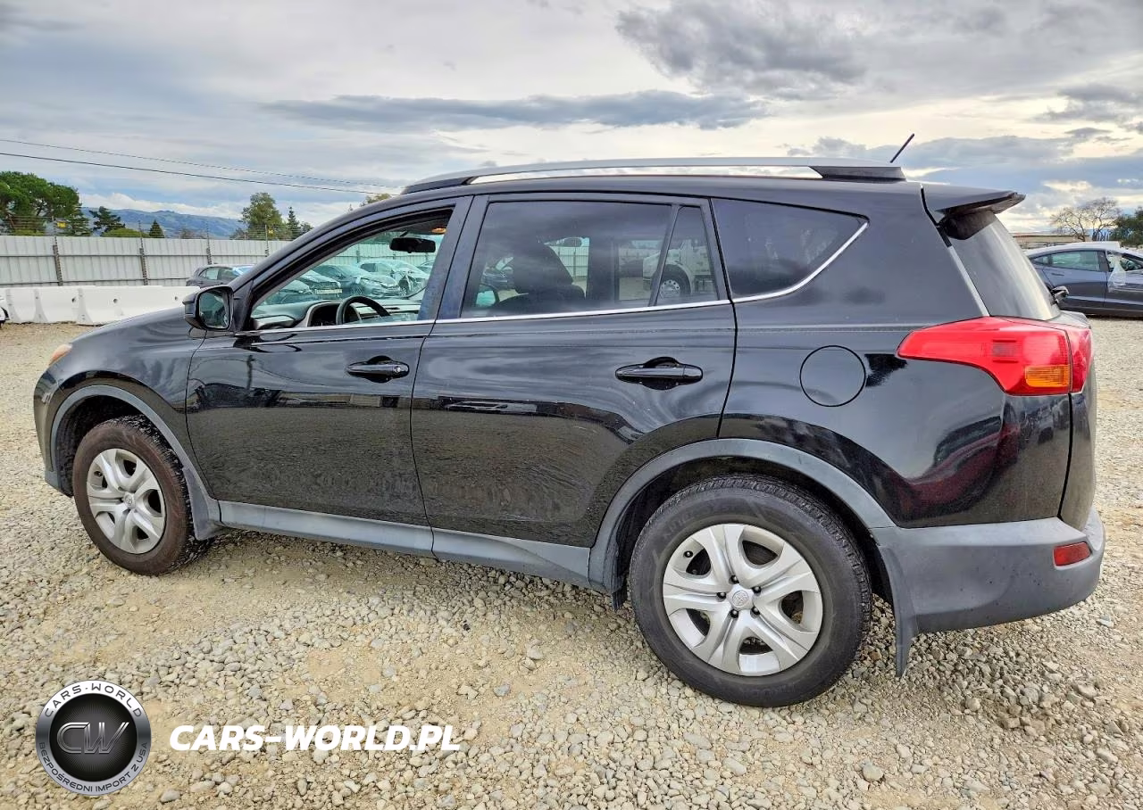 2015 Toyota Rav4 Le VIN:2T3BFREV7FW386839 - 2
