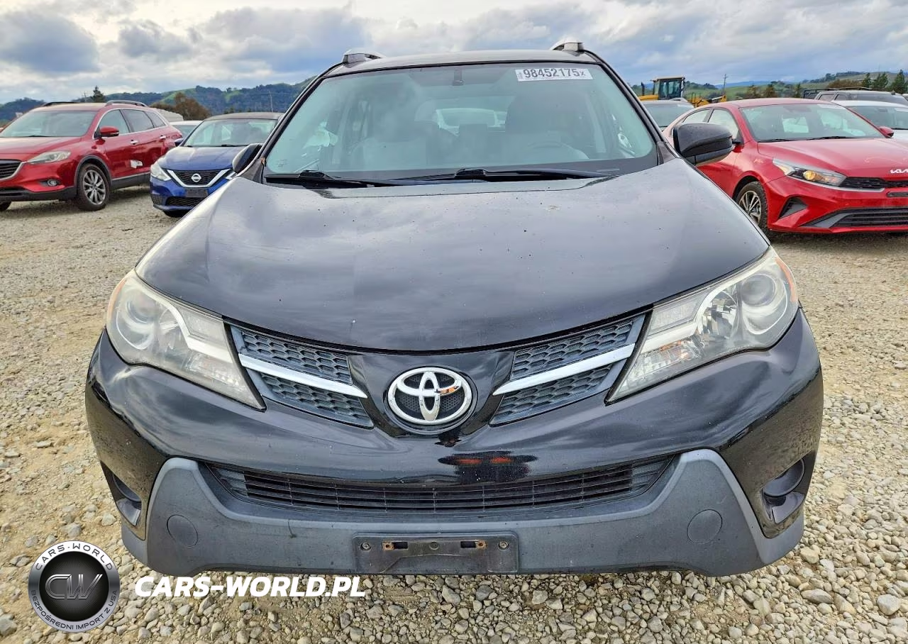 2015 Toyota Rav4 Le VIN:2T3BFREV7FW386839 - 5