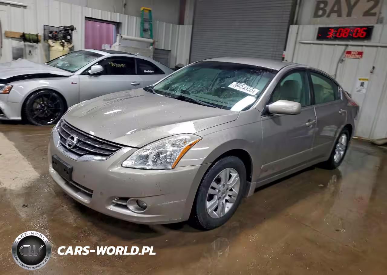 2012 Nissan Altima Base