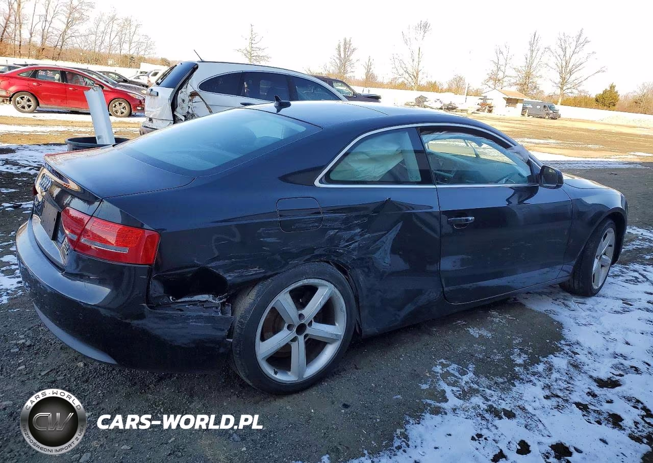 2010 Audi A5 Premium Plus VIN:WAULFAFR5AA076328 - 3