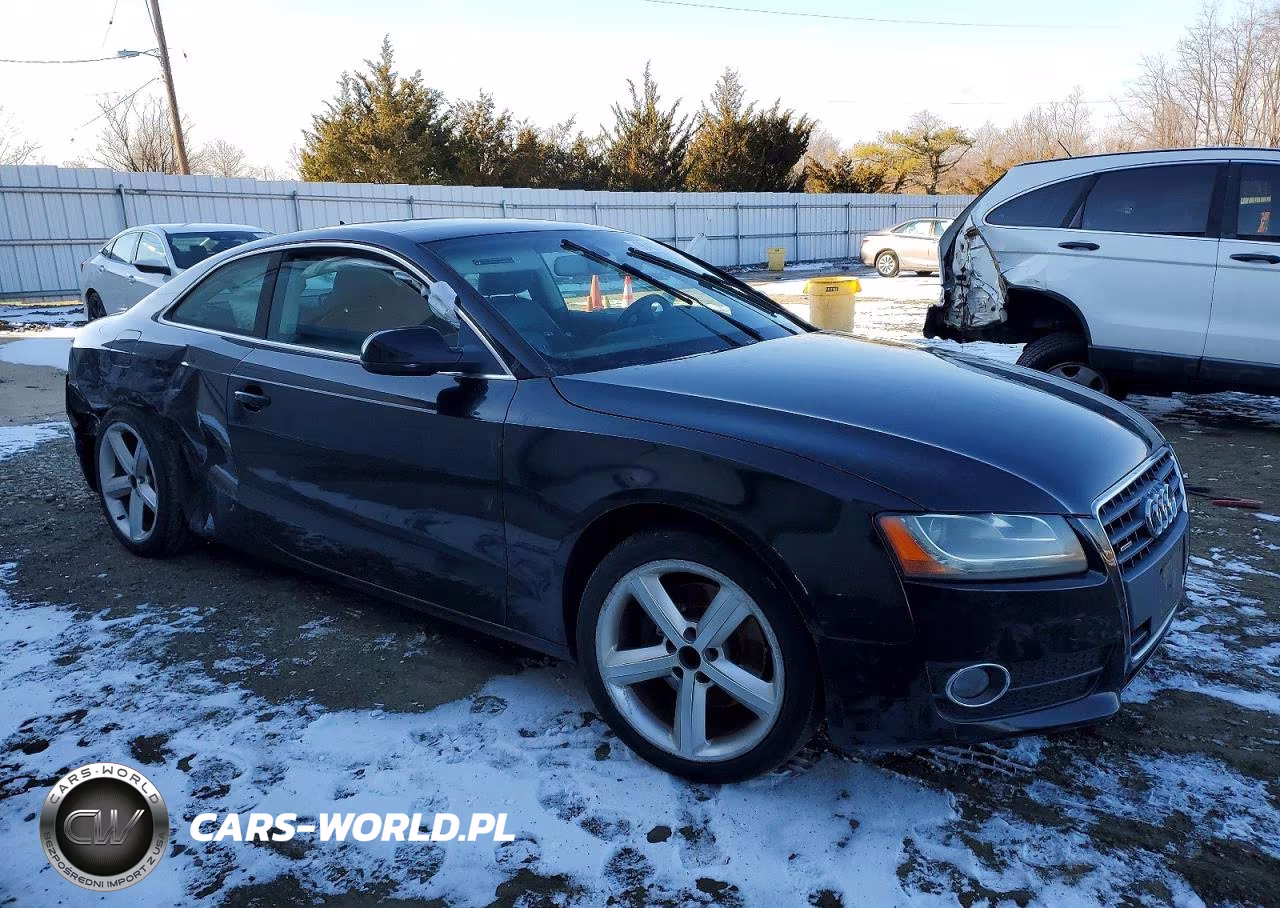 2010 Audi A5 Premium Plus VIN:WAULFAFR5AA076328 - 4