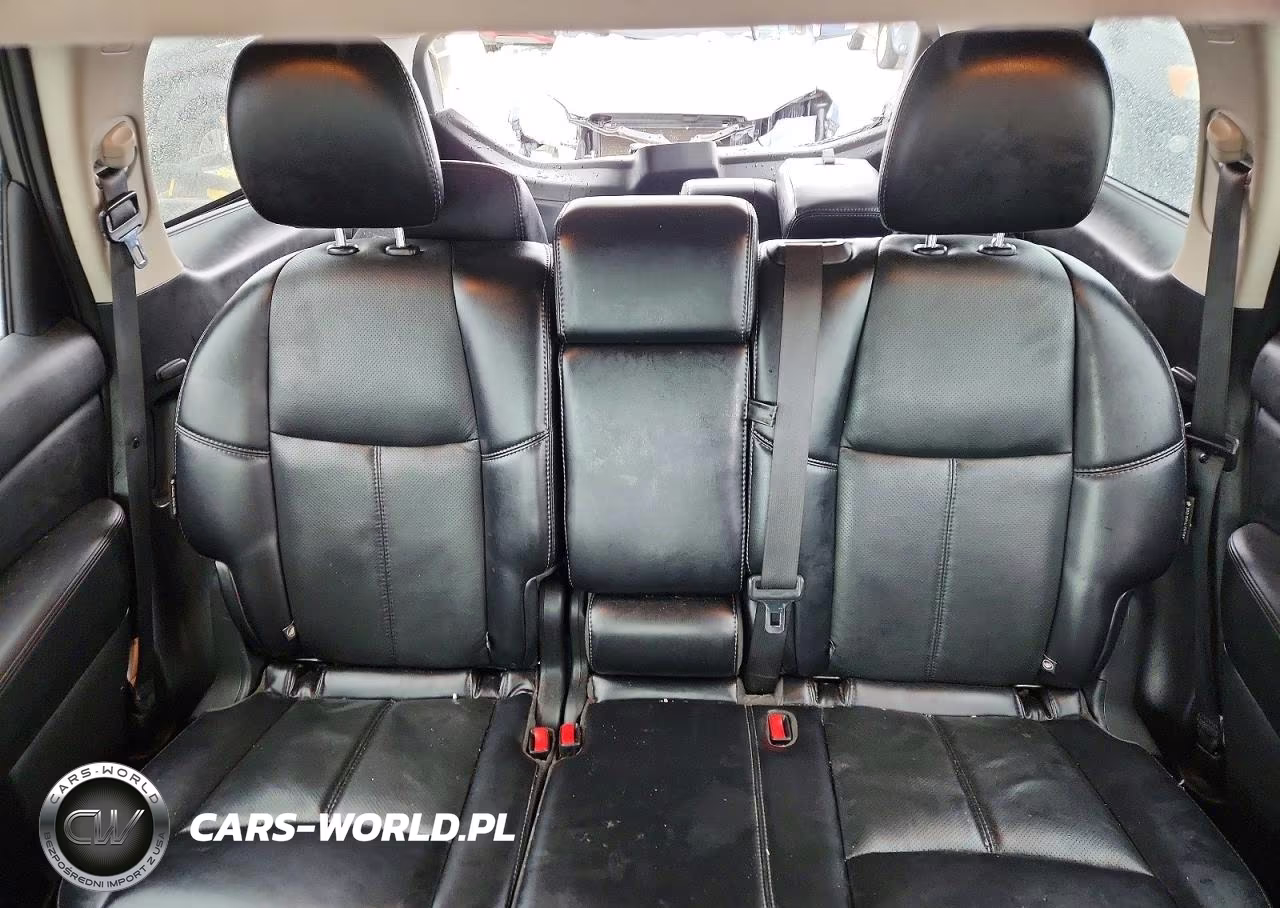 2019 Nissan Pathfinder Platinum VIN:5N1DR2MM9KC622657 - 10