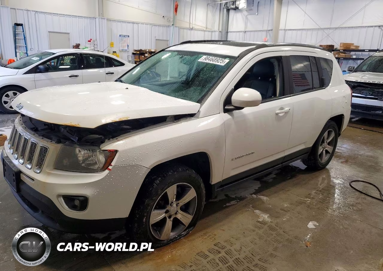 2016 Jeep Compass Latitude – zdjęcie 1 z 13