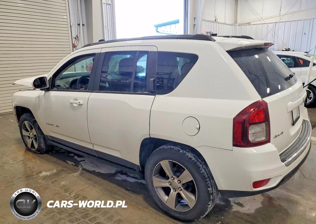 2016 Jeep Compass Latitude VIN:1C4NJDEB0GD755320 - 2