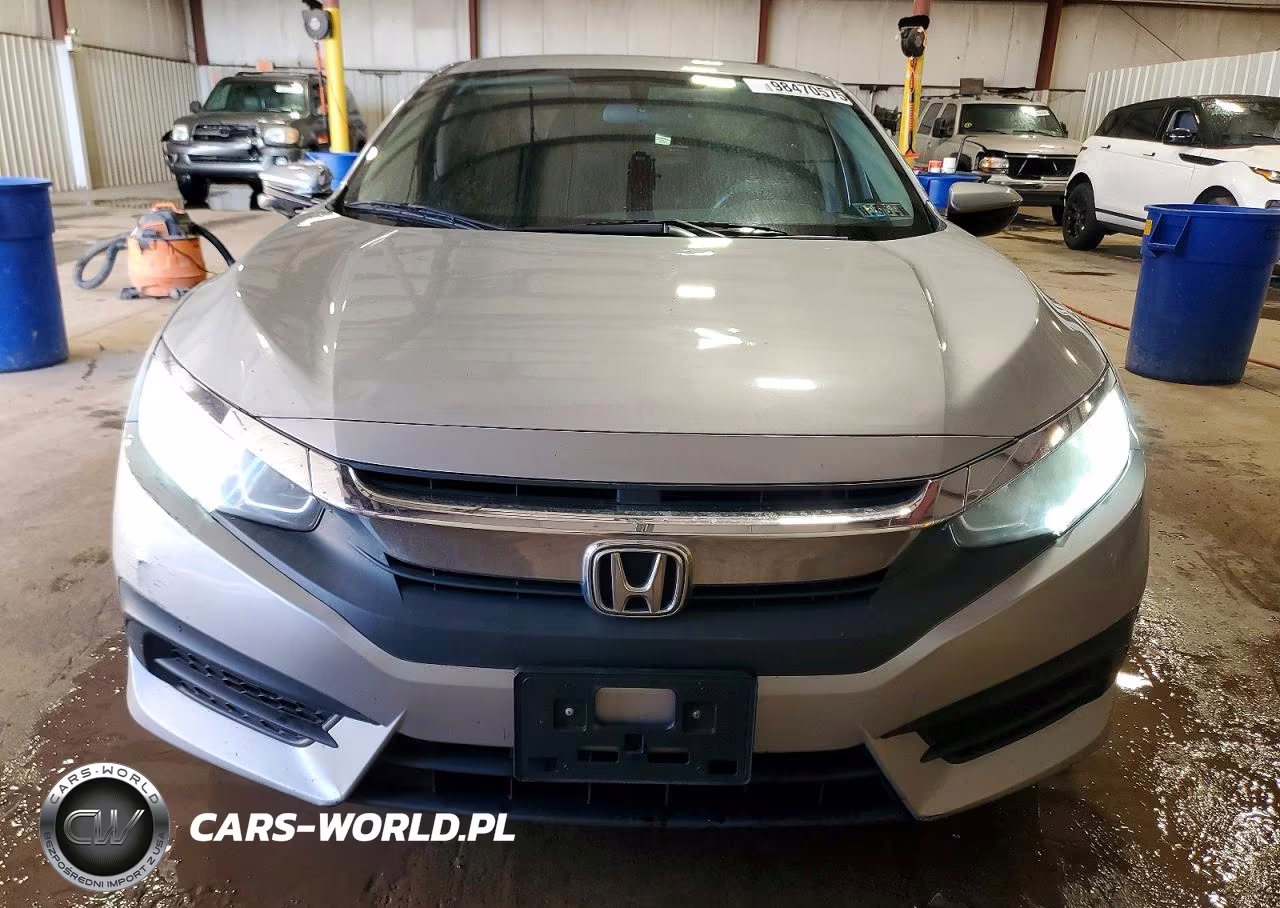2017 Honda Civic Ex VIN:19XFC2F7XHE216118 - 5
