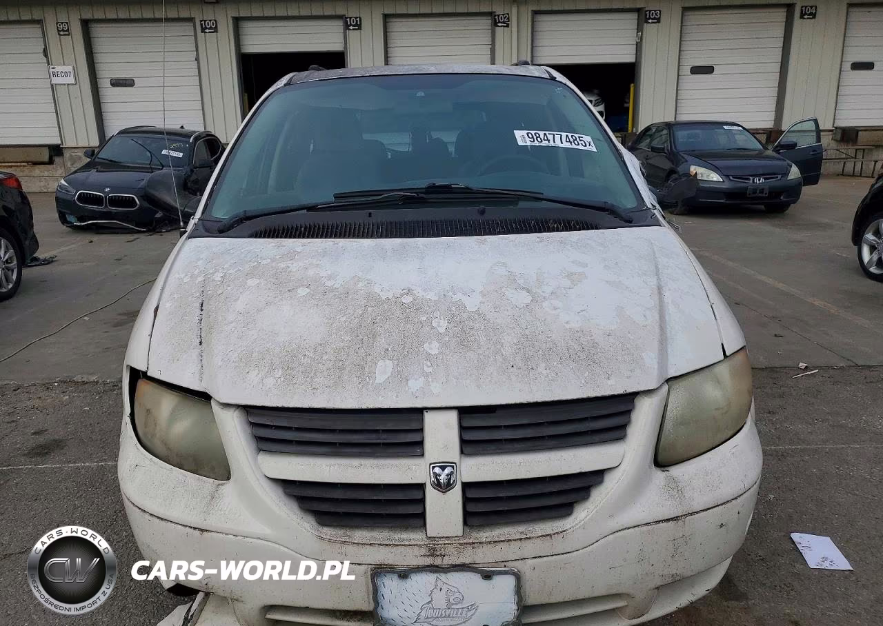 2005 Dodge Caravan Sxt VIN:1D4GP45R35B310764 - 5
