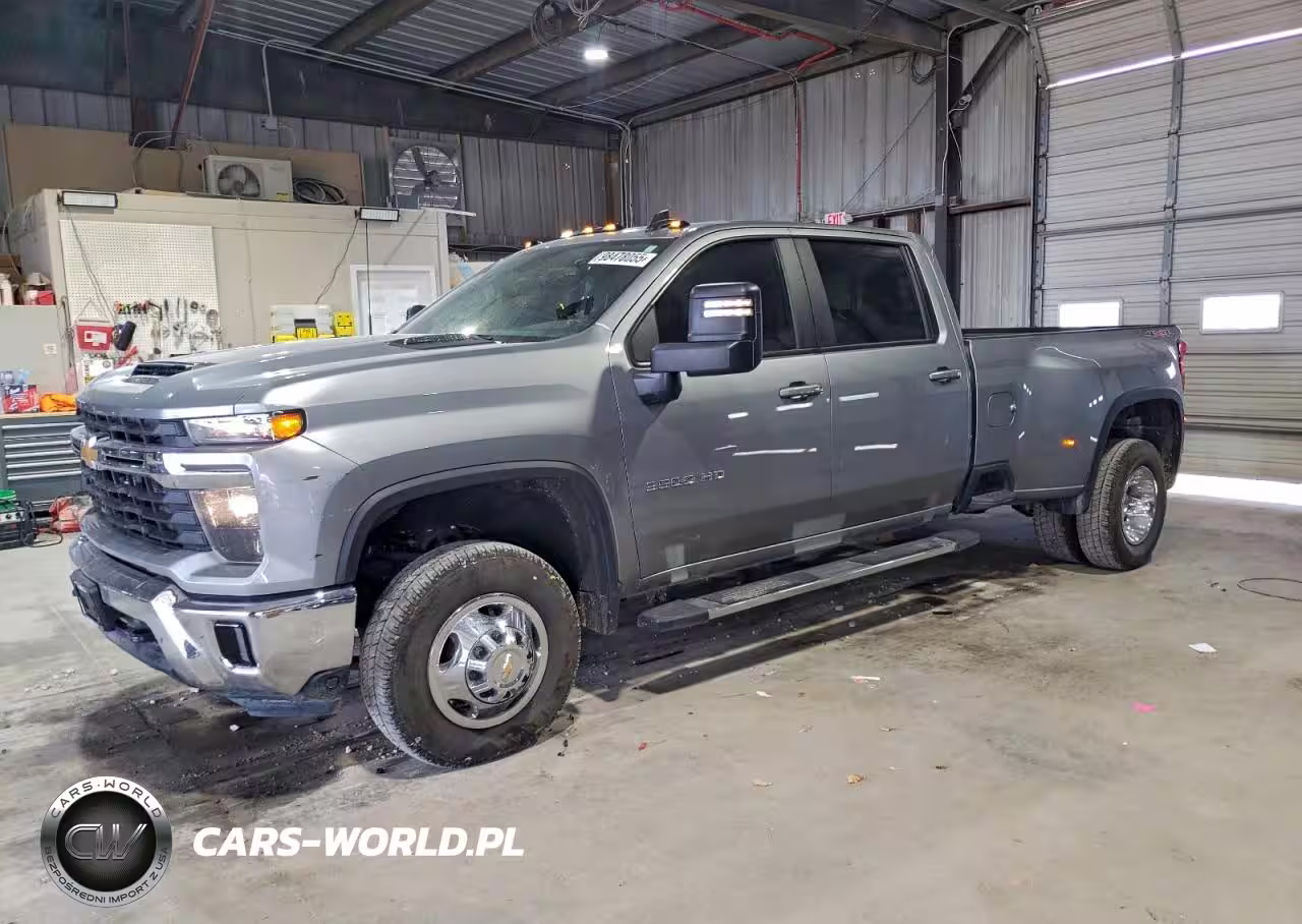 2025 Chevrolet Silverado K3500 Lt