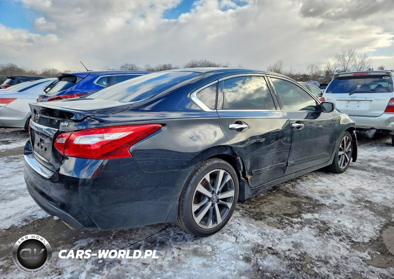 2016 Nissan Altima 2.5 VIN:1N4AL3AP4GC170918 - 3
