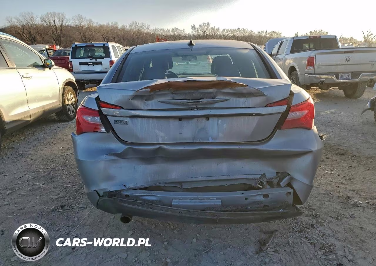 2013 Chrysler 200 Touring VIN:1C3CCBBG7DN527489 - 6