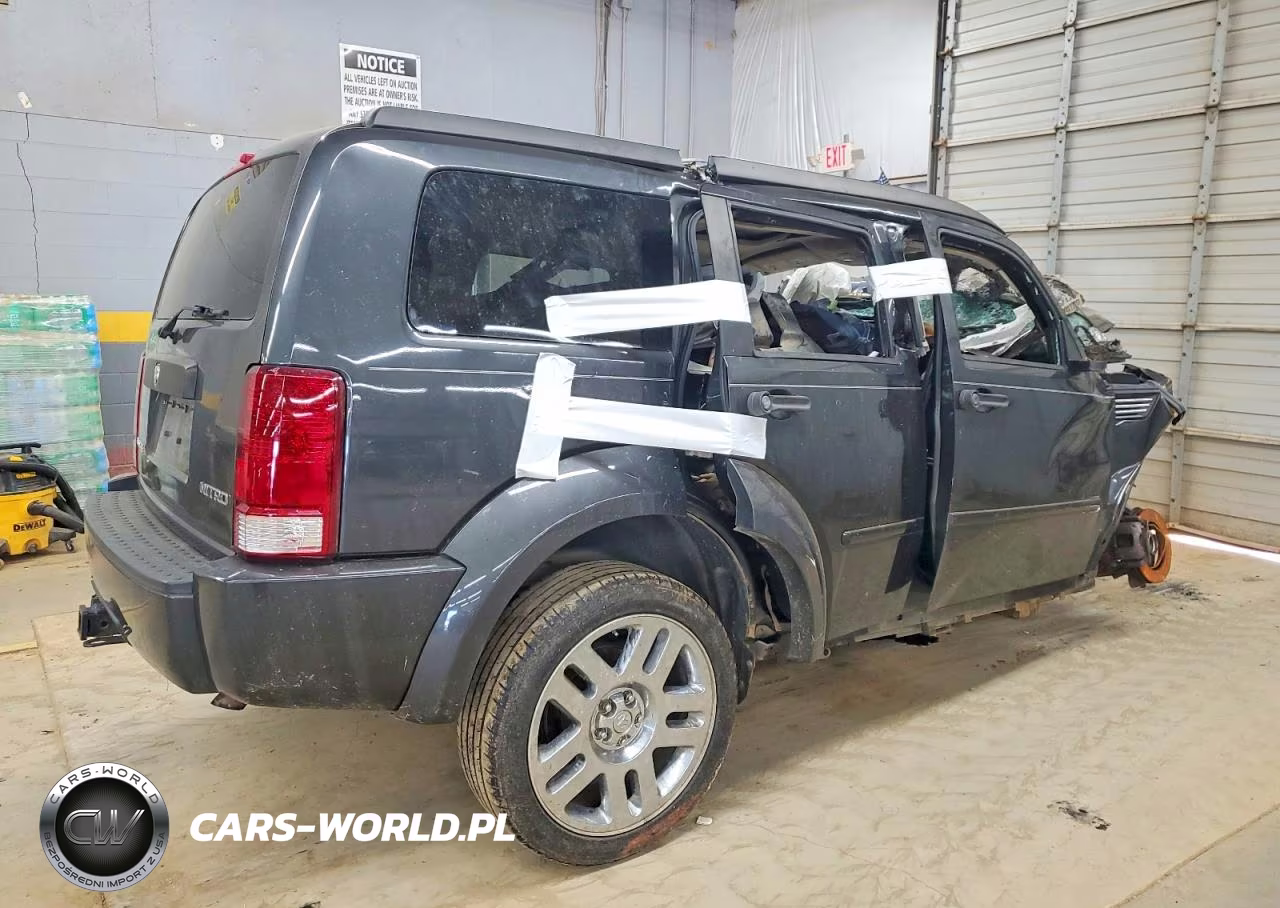 2010 Dodge Nitro Se VIN:1D4PT2GK5AW140068 - 3