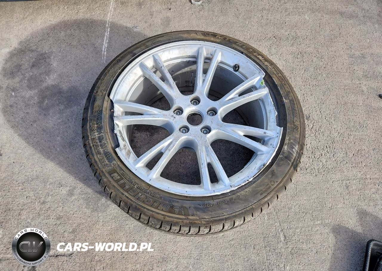 2022 Tesla Model Y VIN:7SAYGDEE3NF466611 - 12