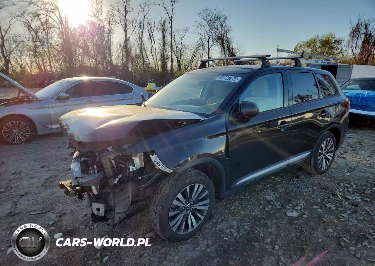 2020 Mitsubishi Outlander Es