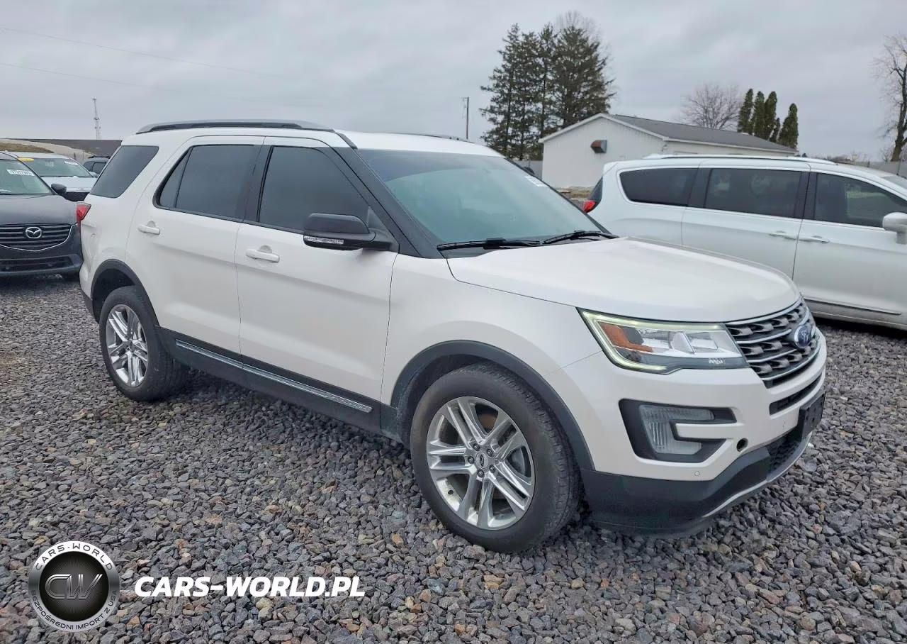 2017 Ford Explorer Xlt VIN:1FM5K8D89HGC45800 - 4