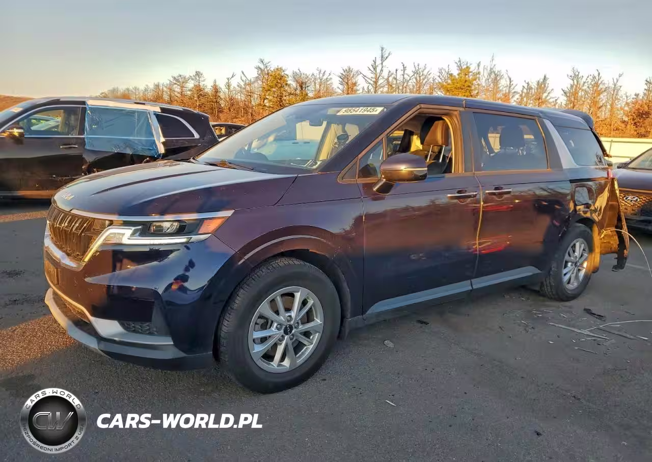 2022 Kia Carnival Lx