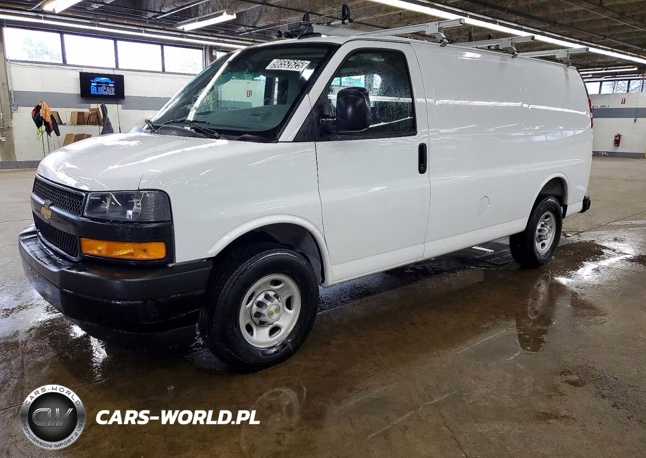 2025 Chevrolet Express 2500 Utility - Service Van – zdjęcie 1 z 14