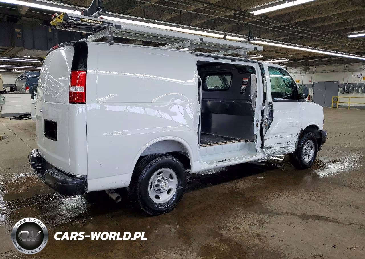 2025 Chevrolet Express 2500 Utility - Service Van VIN:1GCWGAFP2S1131895 - 3