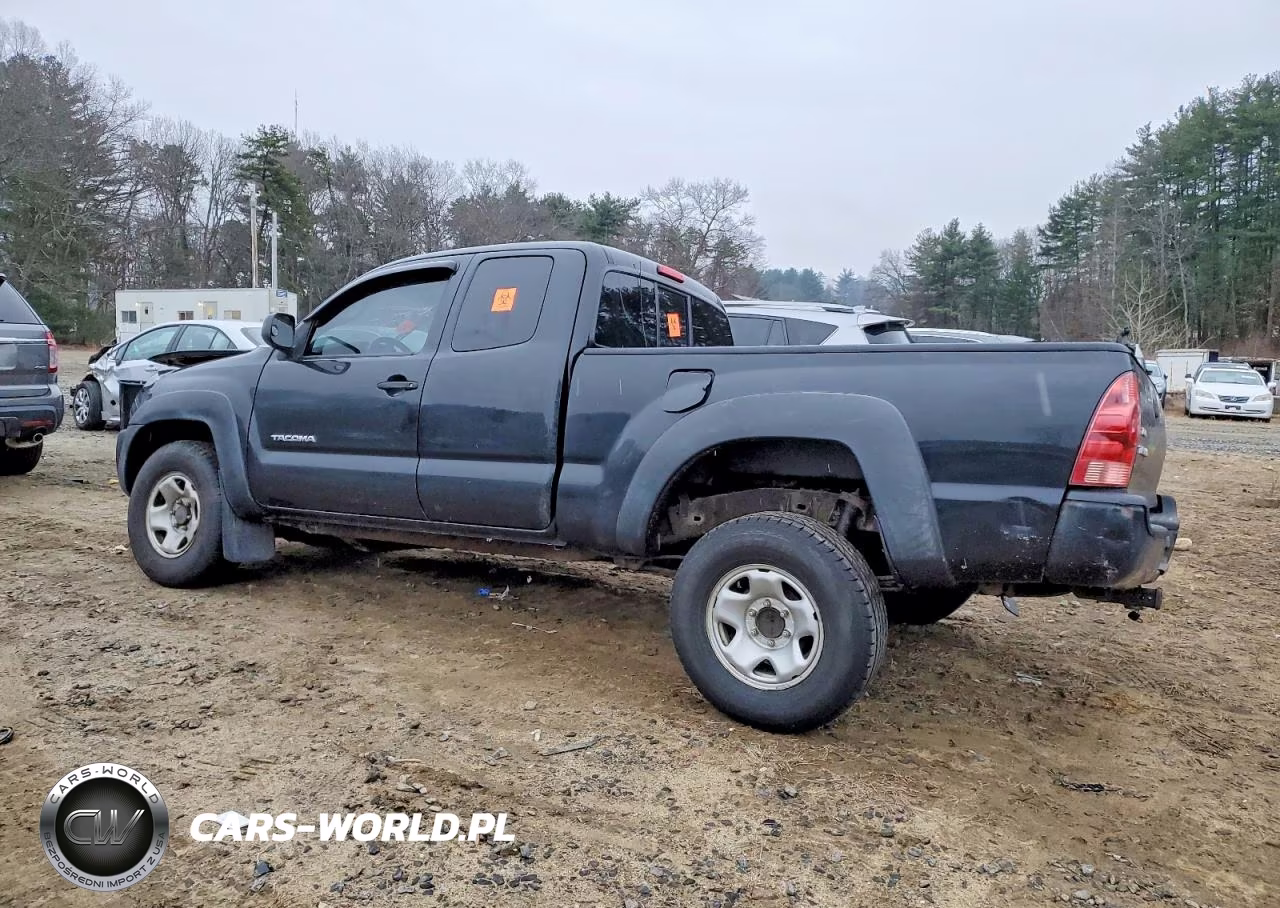 2005 Toyota Tacoma Access Cab VIN:5TEUX42N25Z045820 - 2