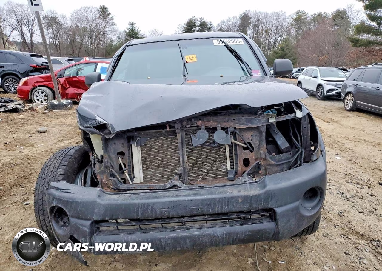 2005 Toyota Tacoma Access Cab VIN:5TEUX42N25Z045820 - 5