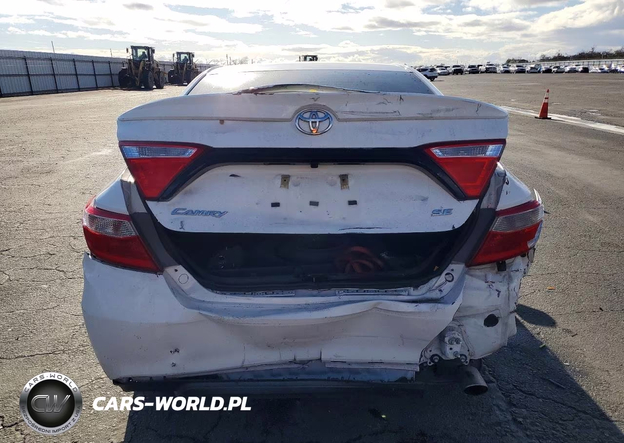 2017 Toyota Camry Se VIN:4T1BF1FK7HU674491 - 6