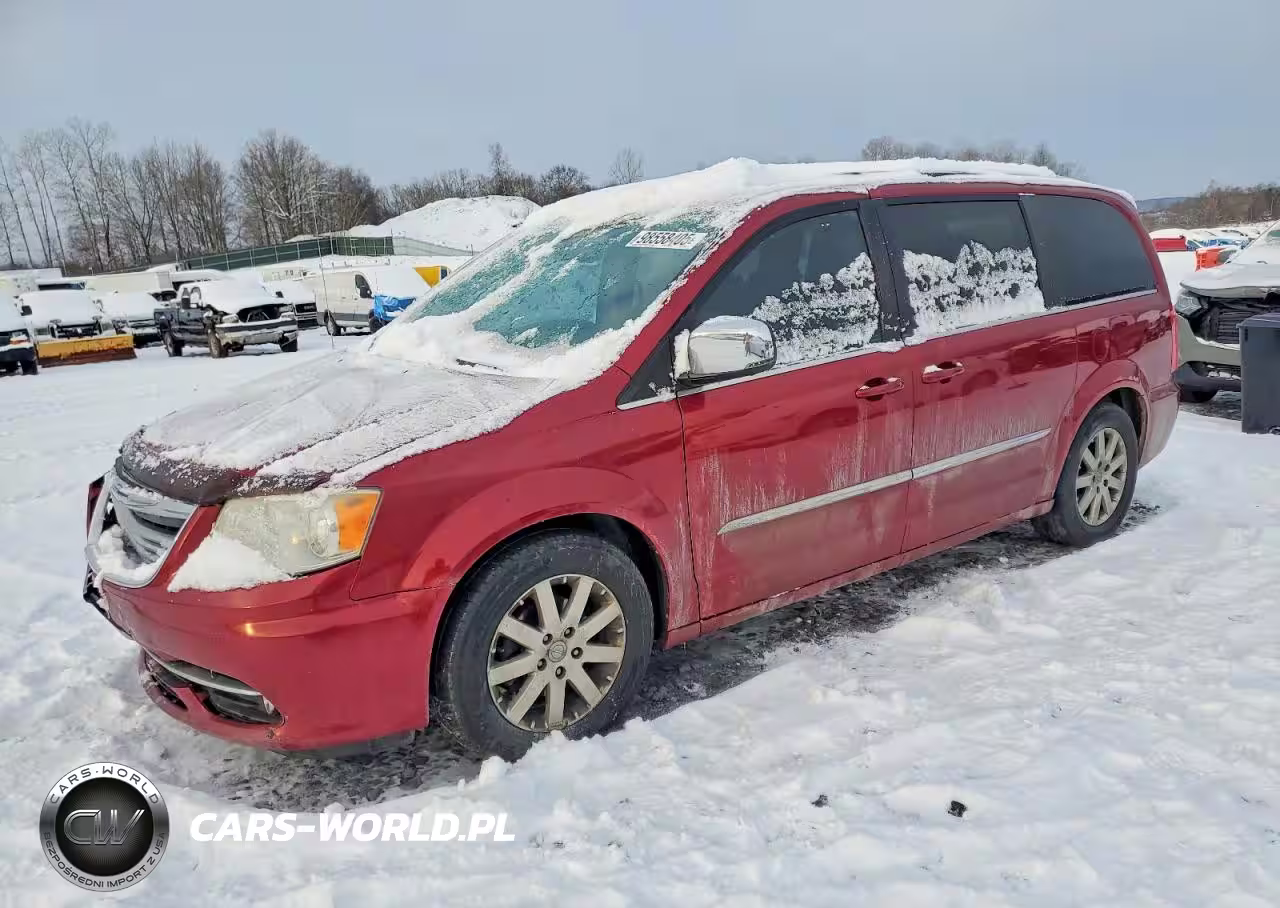 2011 Chrysler Town & Country Touring L