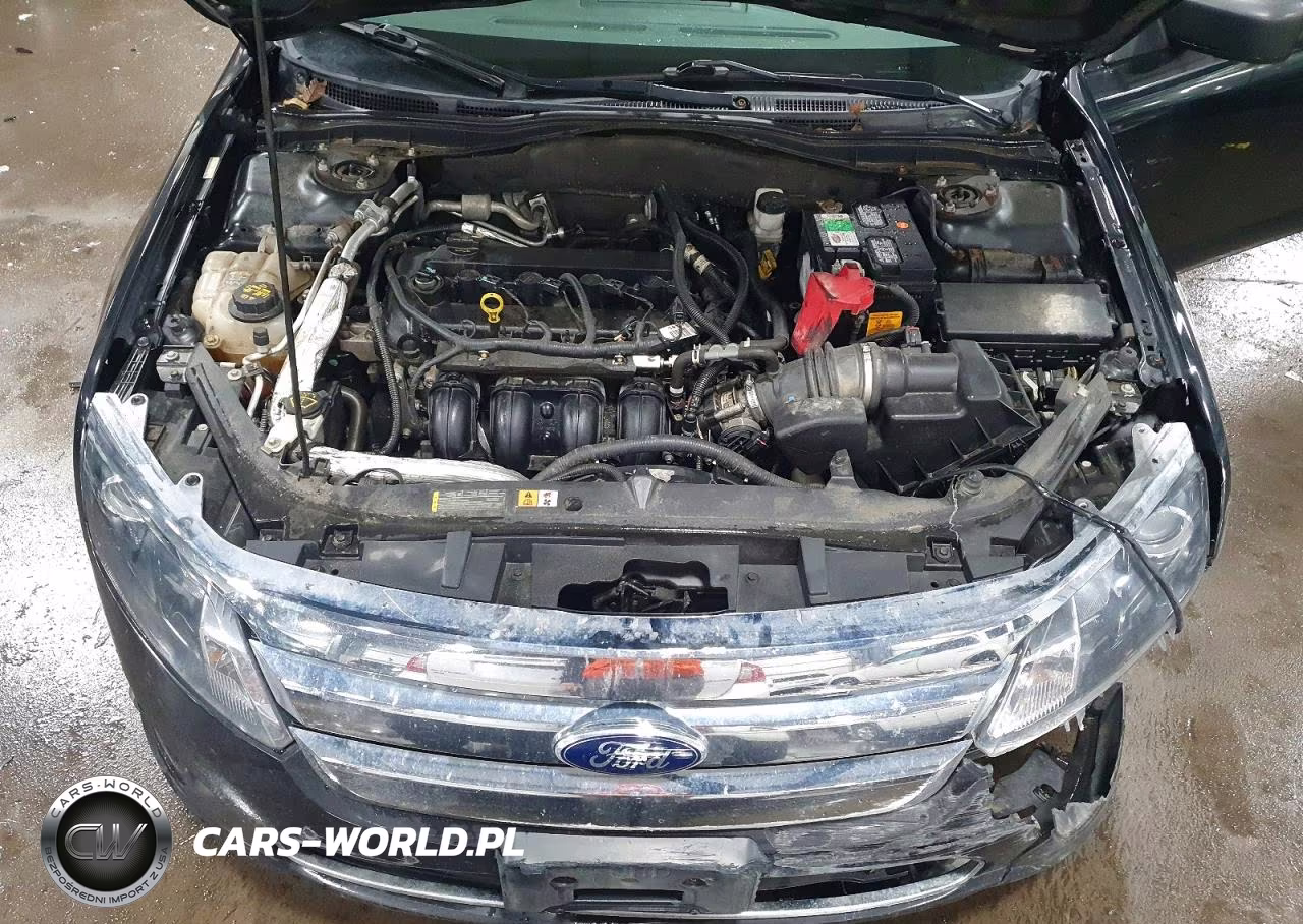 2012 Ford Fusion S VIN:3FAHP0GA3CR438597 - 11