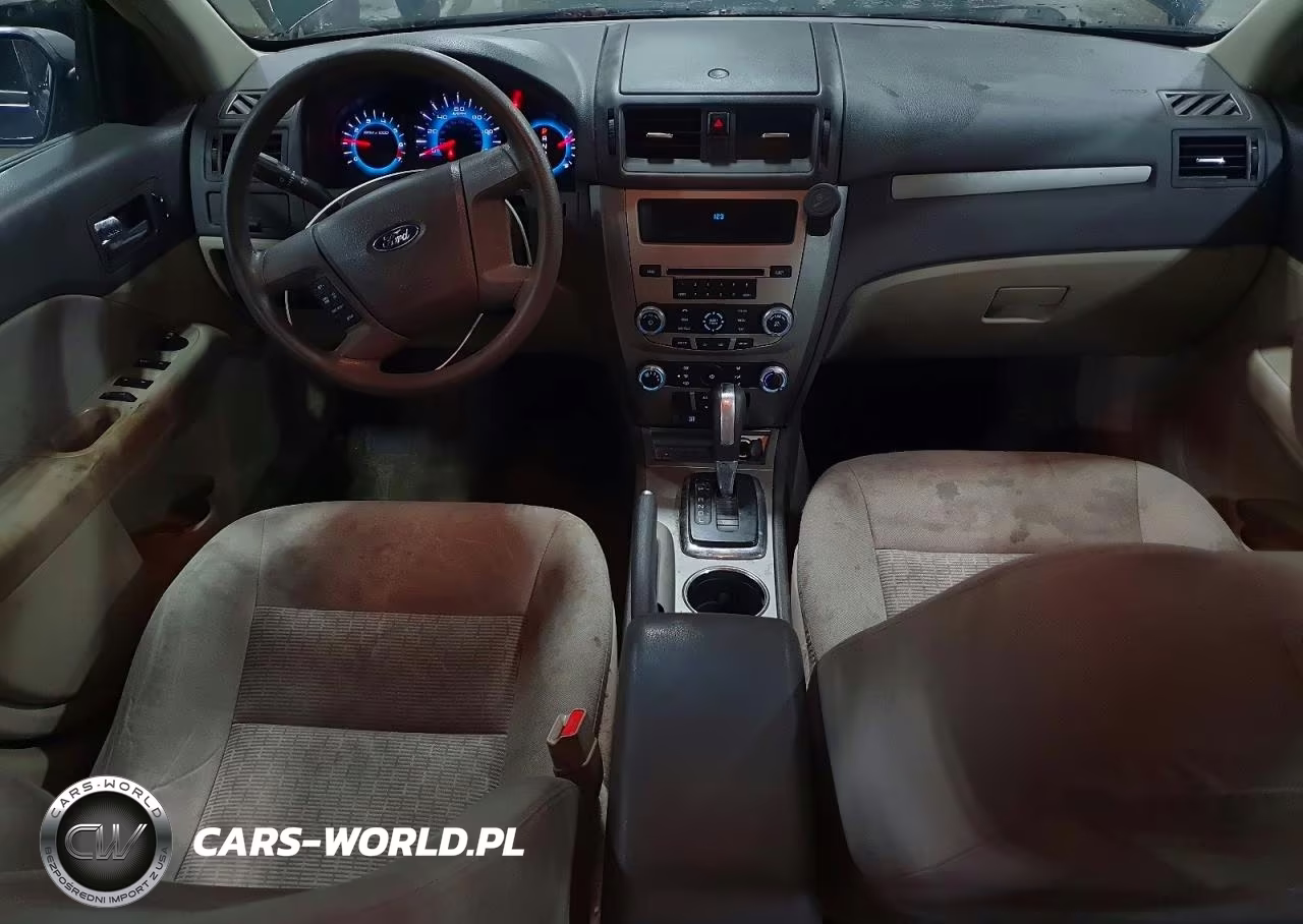 2012 Ford Fusion S VIN:3FAHP0GA3CR438597 - 8