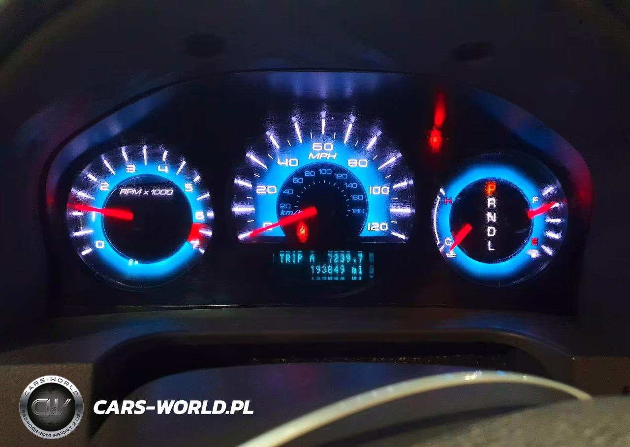 2012 Ford Fusion S VIN:3FAHP0GA3CR438597 - 9