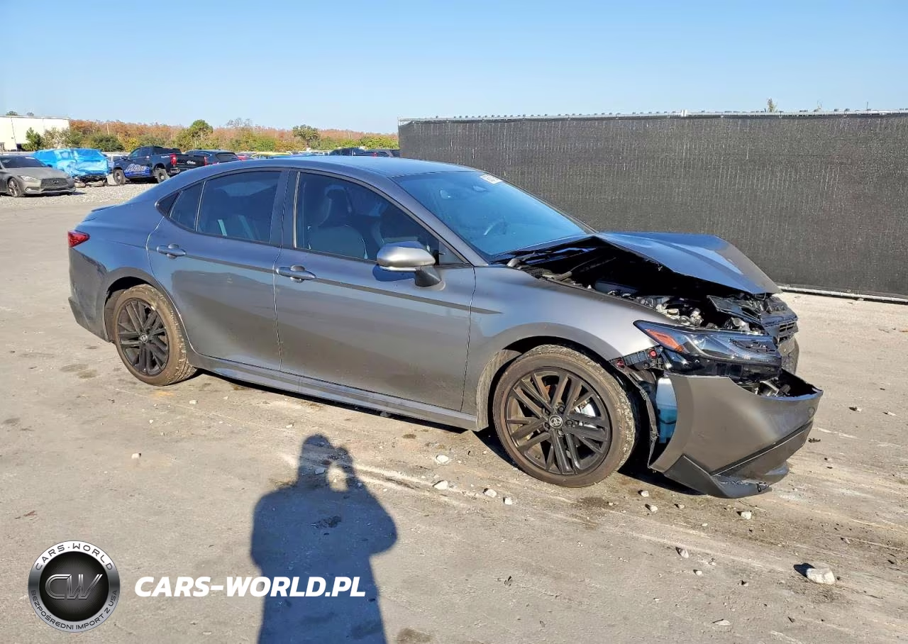 2026 Toyota Camry Se VIN:4T1DAACK5TU662537 - 4