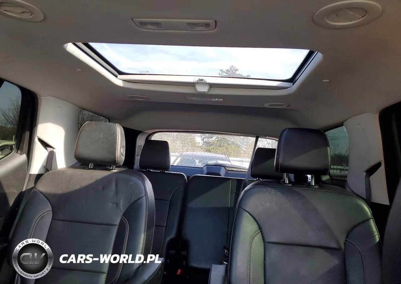 2018 Chevrolet Traverse Premier VIN:1GNEVJKW4JJ237754 - 10