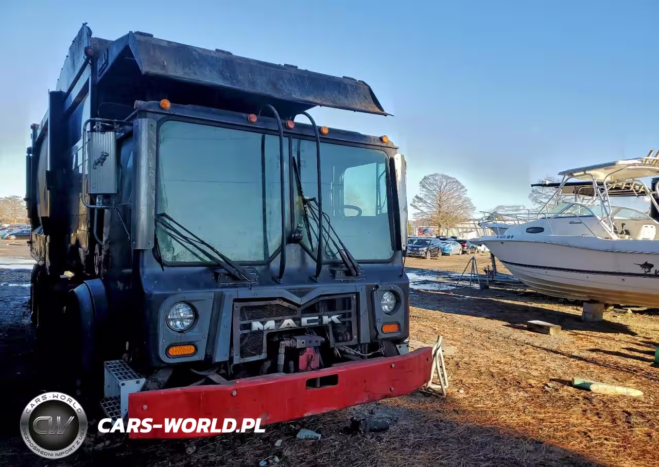 2015 Mack Mru613 Refuse Truck
