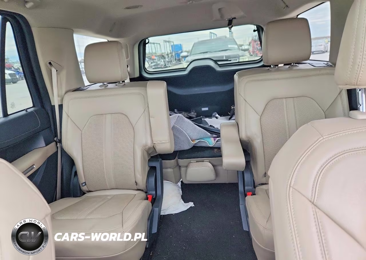 2023 Ford Expedition Limited VIN:1FMJU2A86PEA48412 - 10